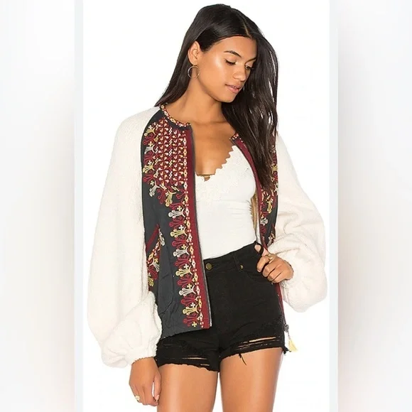 Free People Two Faced Embroidered Jacket in Ivory SZ L - Picture 3 of 14